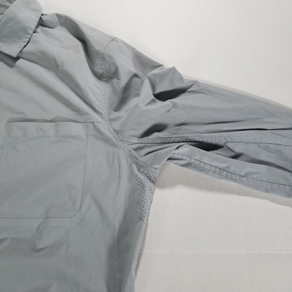 Lululemon Button Down Snap Lab Shirt Medium M Gray Collared Vented Casual Mens - Picture 5 of 9